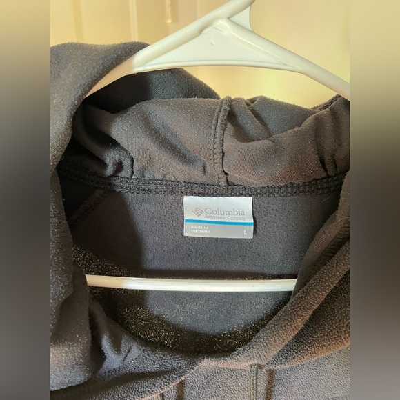 Columbia fleece tops, size L - Picture 2 of 4